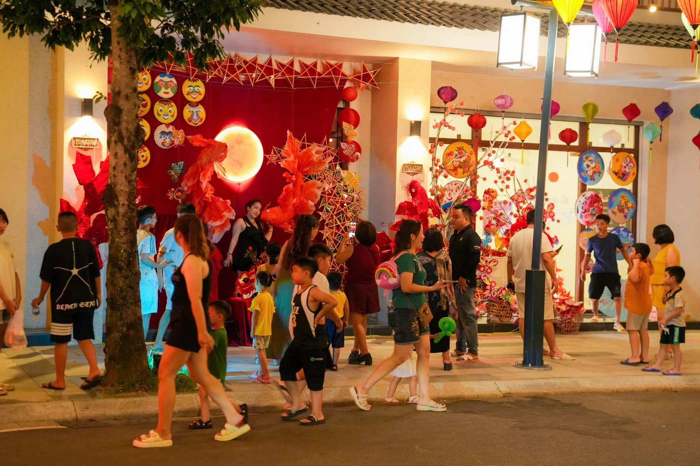 địa điểm check in trung thu ktown 6.jpg